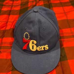 Philadelphia 76ers idegy cap.